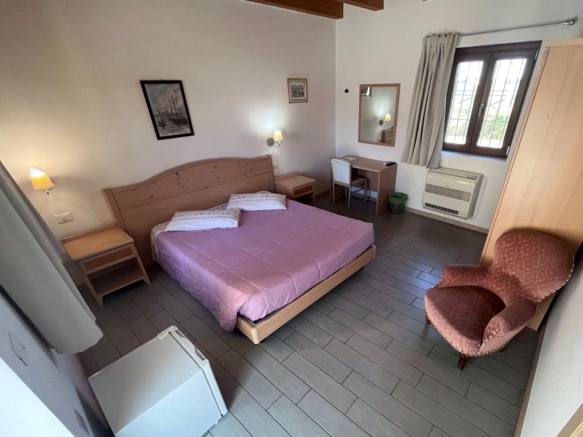 Hotel Il Mulino B&B Vaiano  Værelse billede