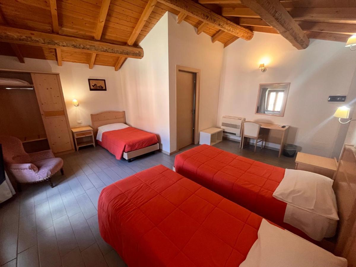 Hotel Il Mulino B&B Vaiano  Værelse billede